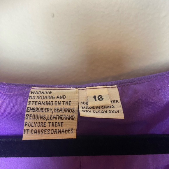 Elegant Purple Ben Marc International Tank and Blazer with Embellished Lapel - Picture 7 of 10